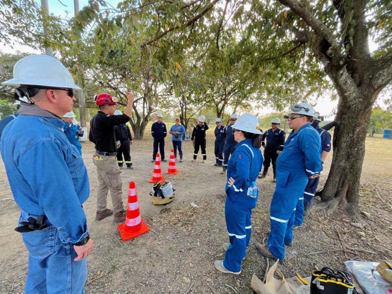 Brigadas de emergencia sector petrolero